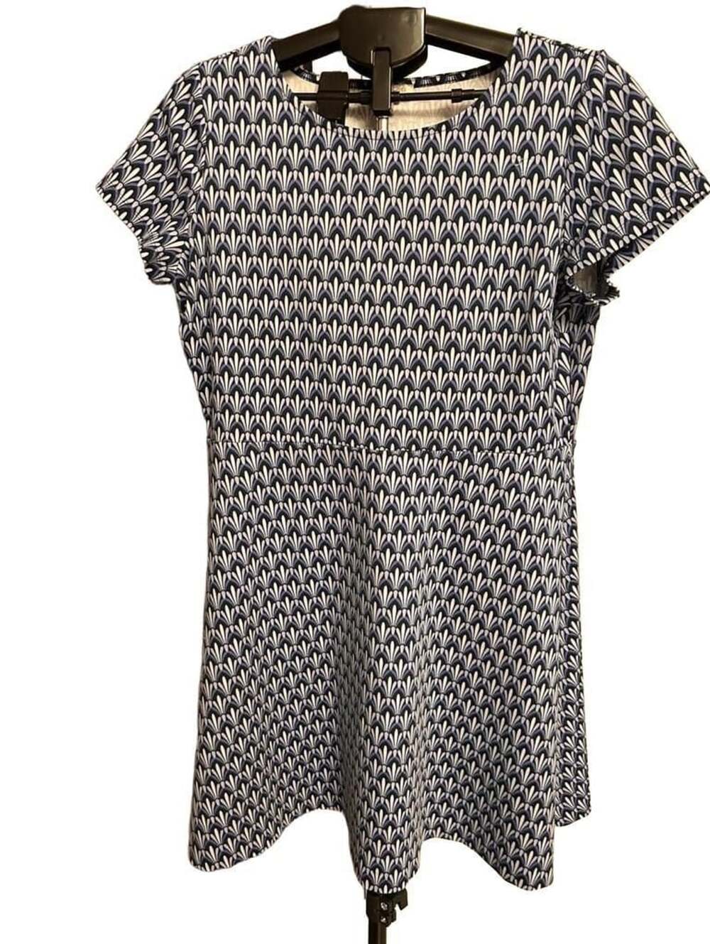 Talbots Patterned Jersey Dress Size 16P Blue White Skater Career